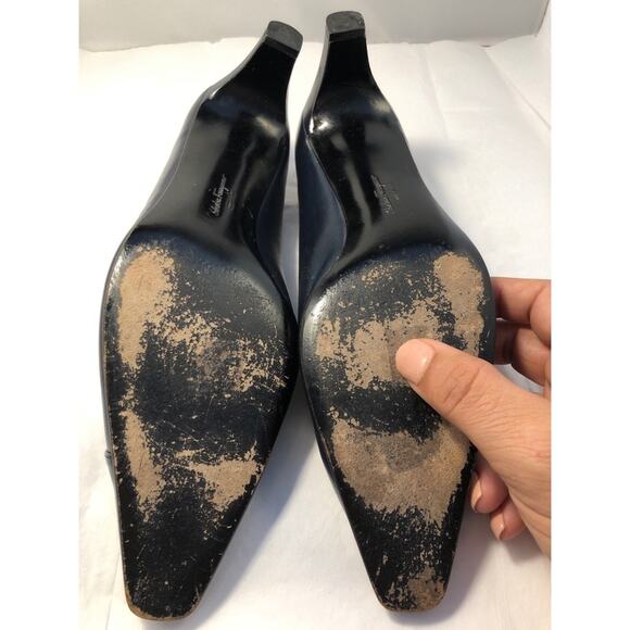 Salvatore Ferragamo Blue Leather Square Toe pump - Picture 4 of 11